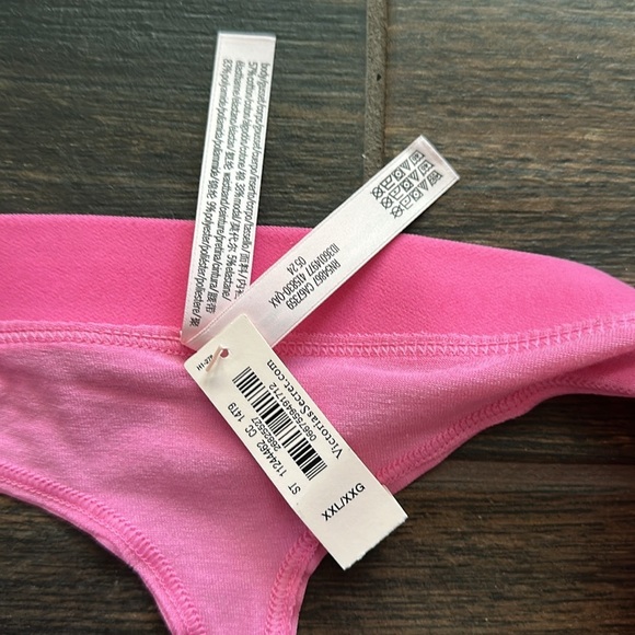 💖Victoria’s Secret Panty Thong - Picture 6 of 6